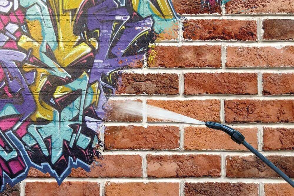 Usuwanie graffiti